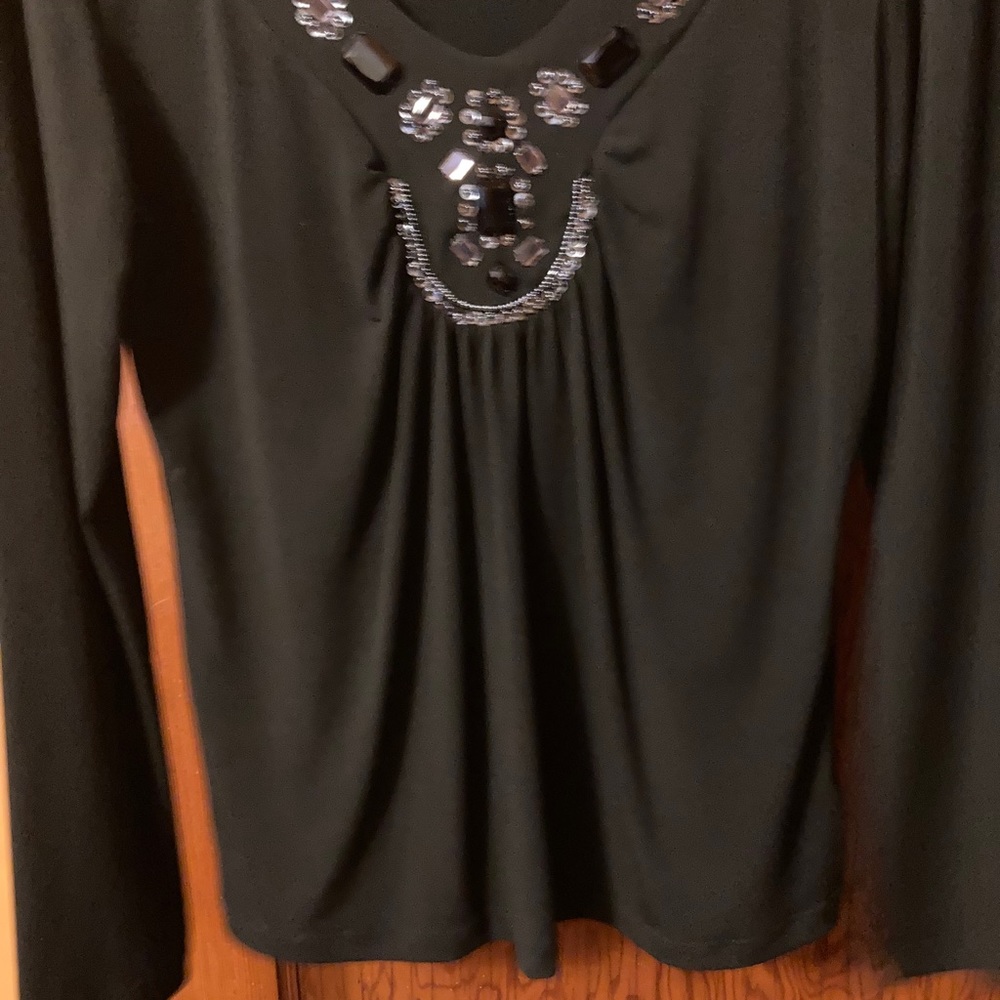 Black blouse - Picture 2 of 4